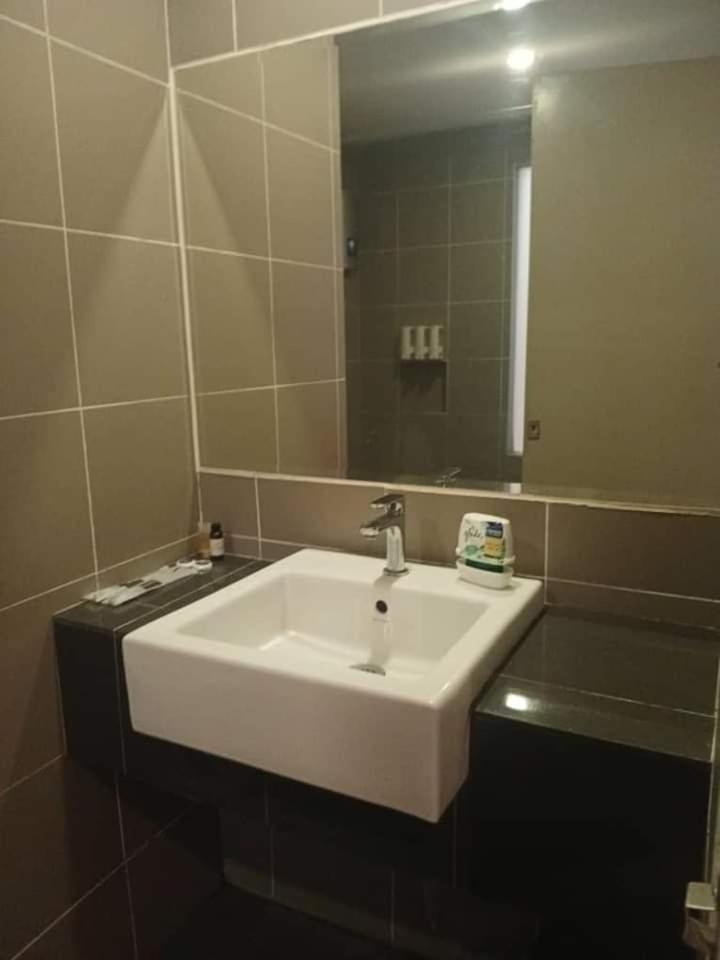 Aeropod Sovo - Haetsal Aparthotel Kota Kinabalu